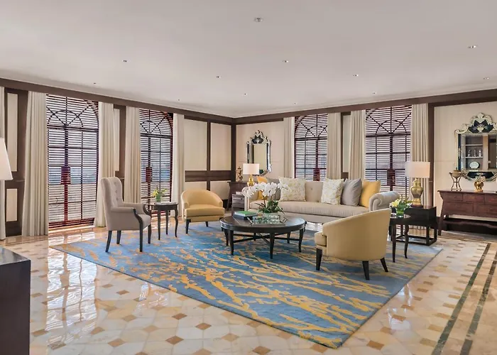The Hotel 5*