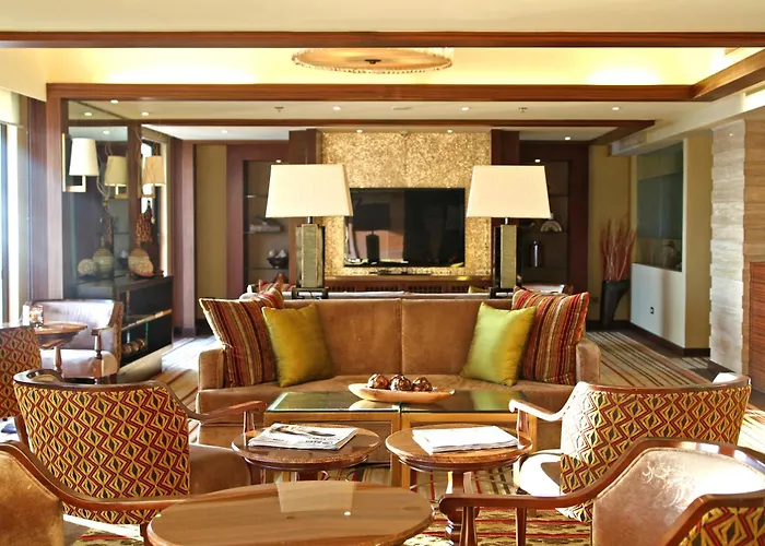 Hotel The 5*